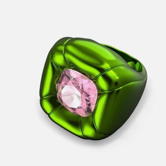 Swarovski Jewelry - Swarovski Dulcis Crystal Cocktail Ring